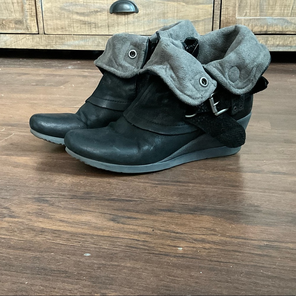 Miz Mooz black wedge bootie. Size 39
